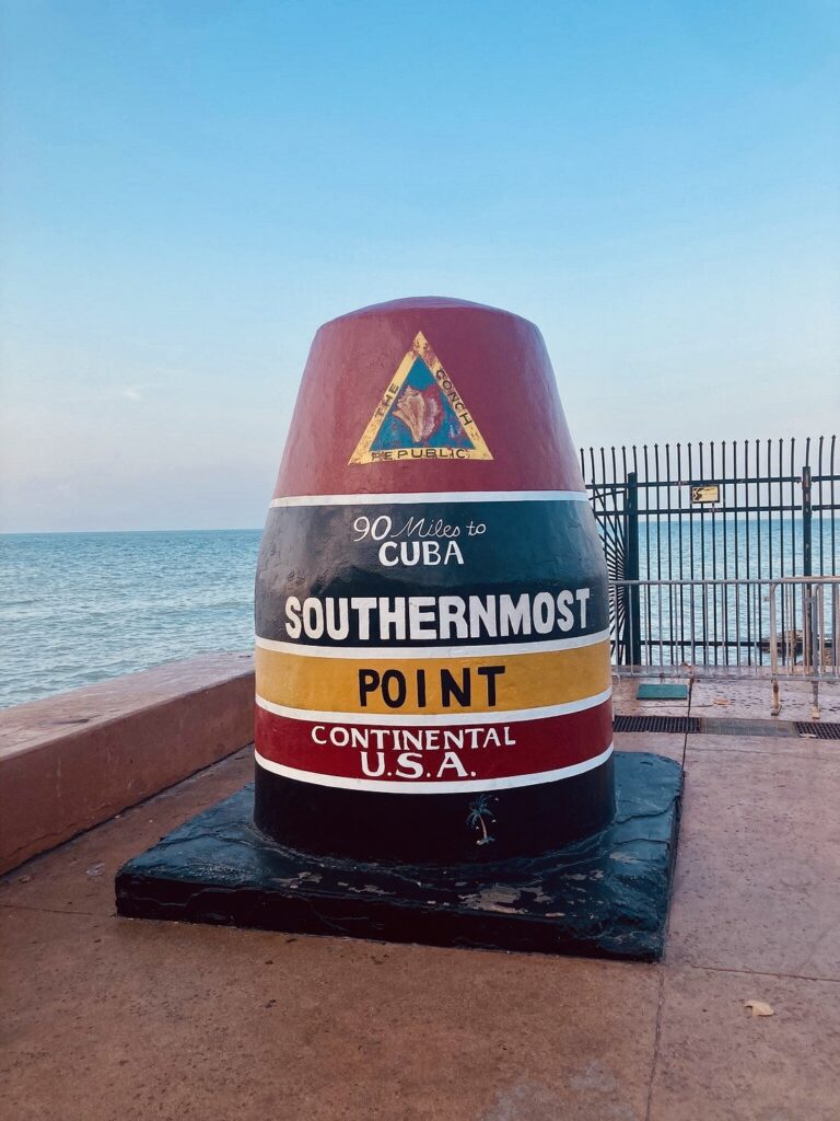 Things to do in Key West Florida - Southernmost Point buoy