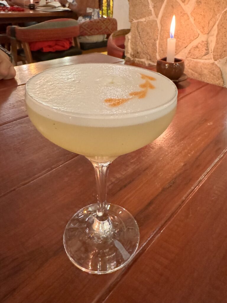 Most popular foods in Peru - Pisco Sour