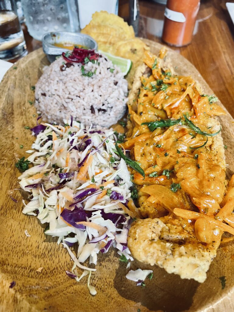 Casco Antiguo - Eat Panamanian cuisine